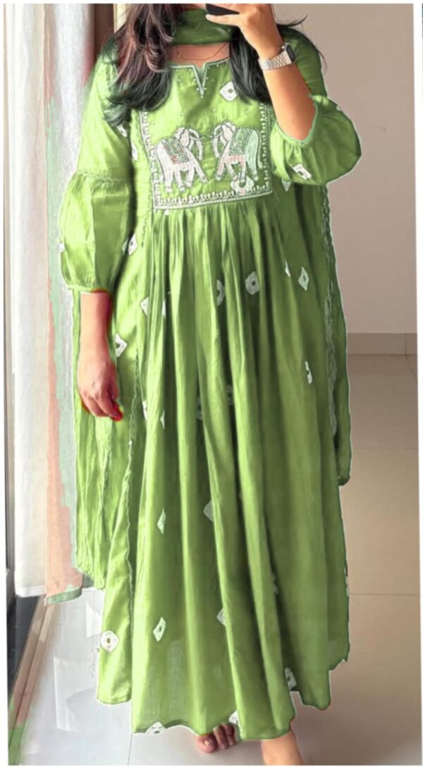 Elegant Embroidered Anarkali Suit with Dupatta – Ethnic Wear for Women