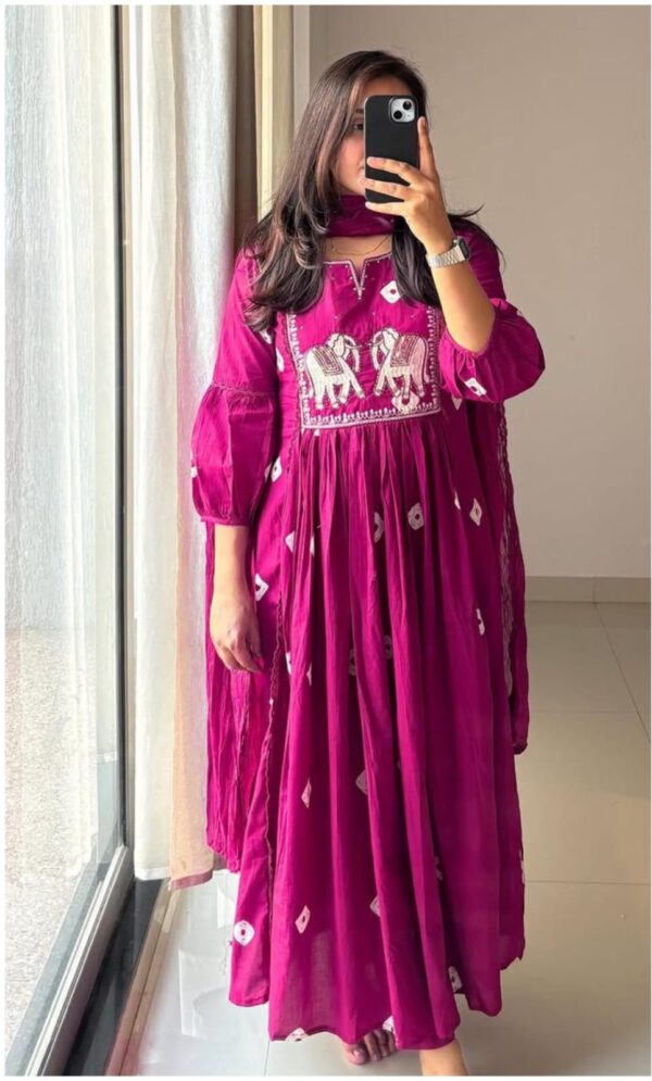 Elegant Embroidered Anarkali Suit with Dupatta – Ethnic Wear for Women