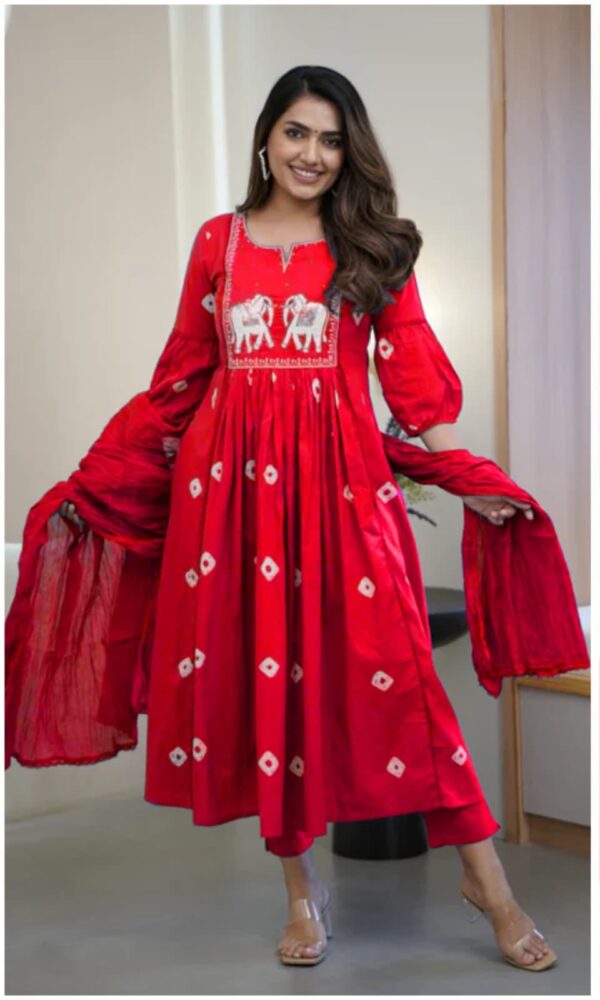 Elegant Embroidered Anarkali Suit with Dupatta – Ethnic Wear for Women